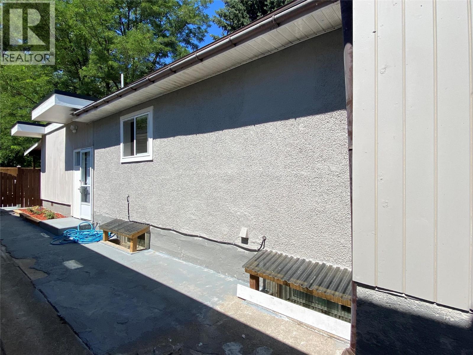 1338 Columbia Avenue - 19