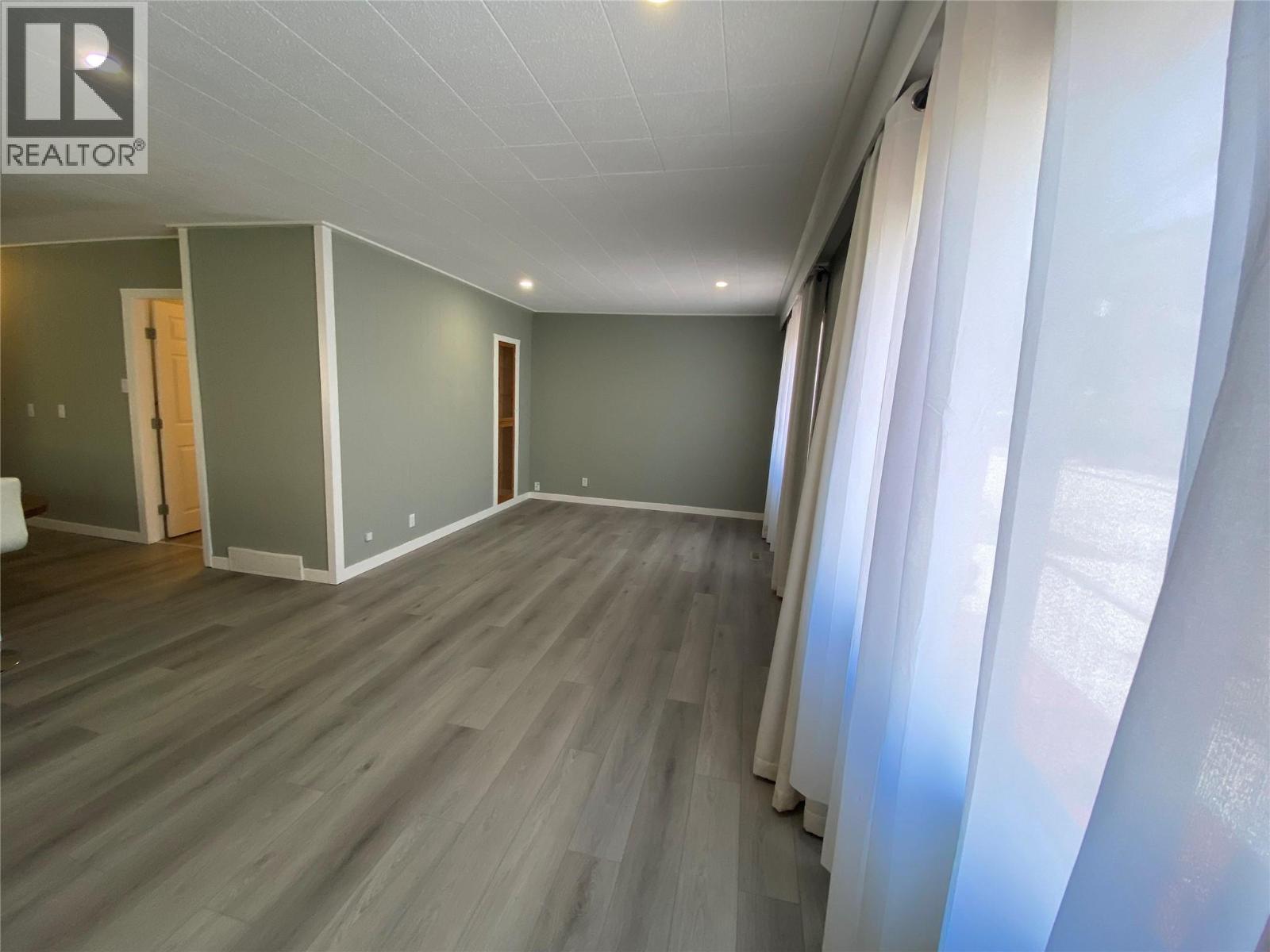 1338 Columbia Avenue - 6