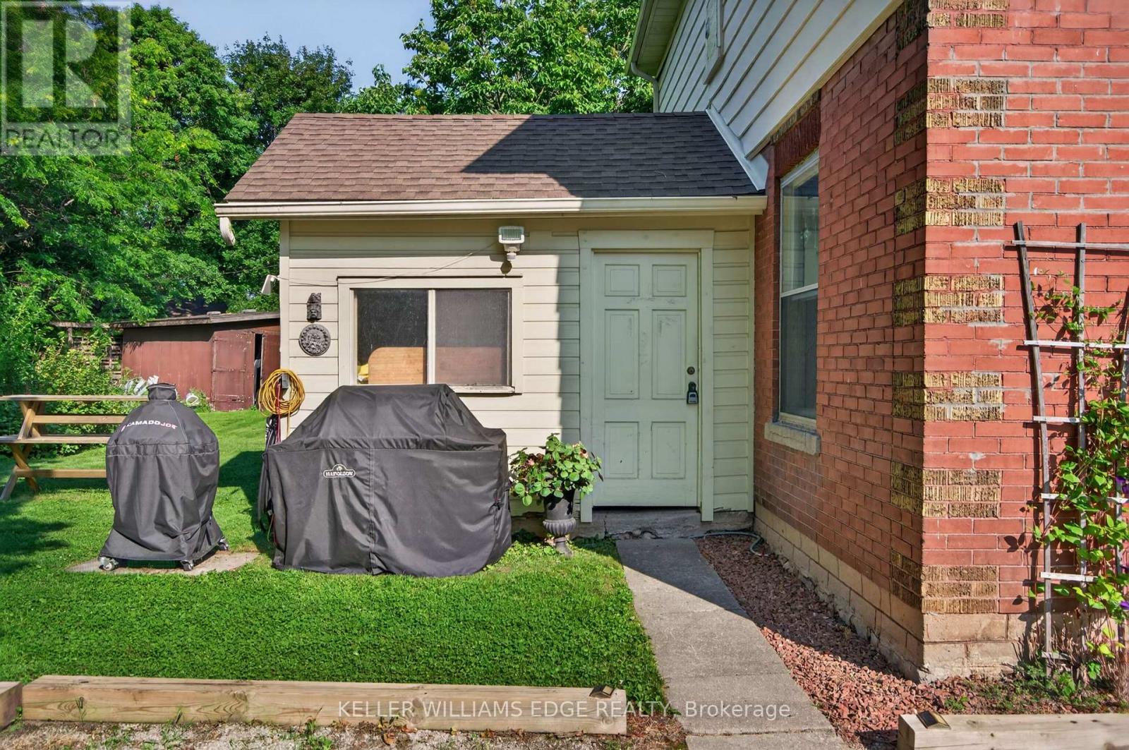 113 FREELTON ROAD - 31