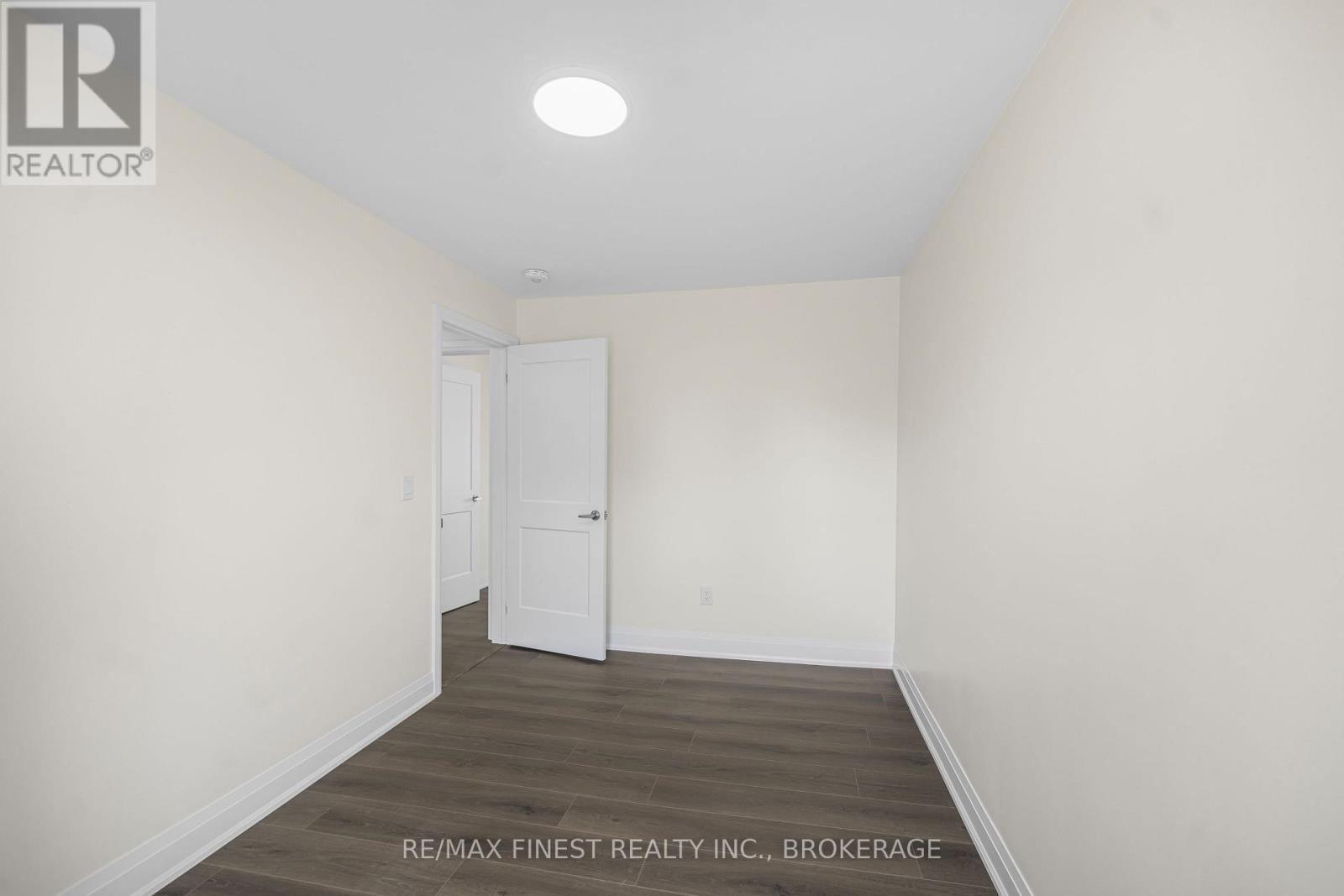 320 ACADEMY STREET - 24