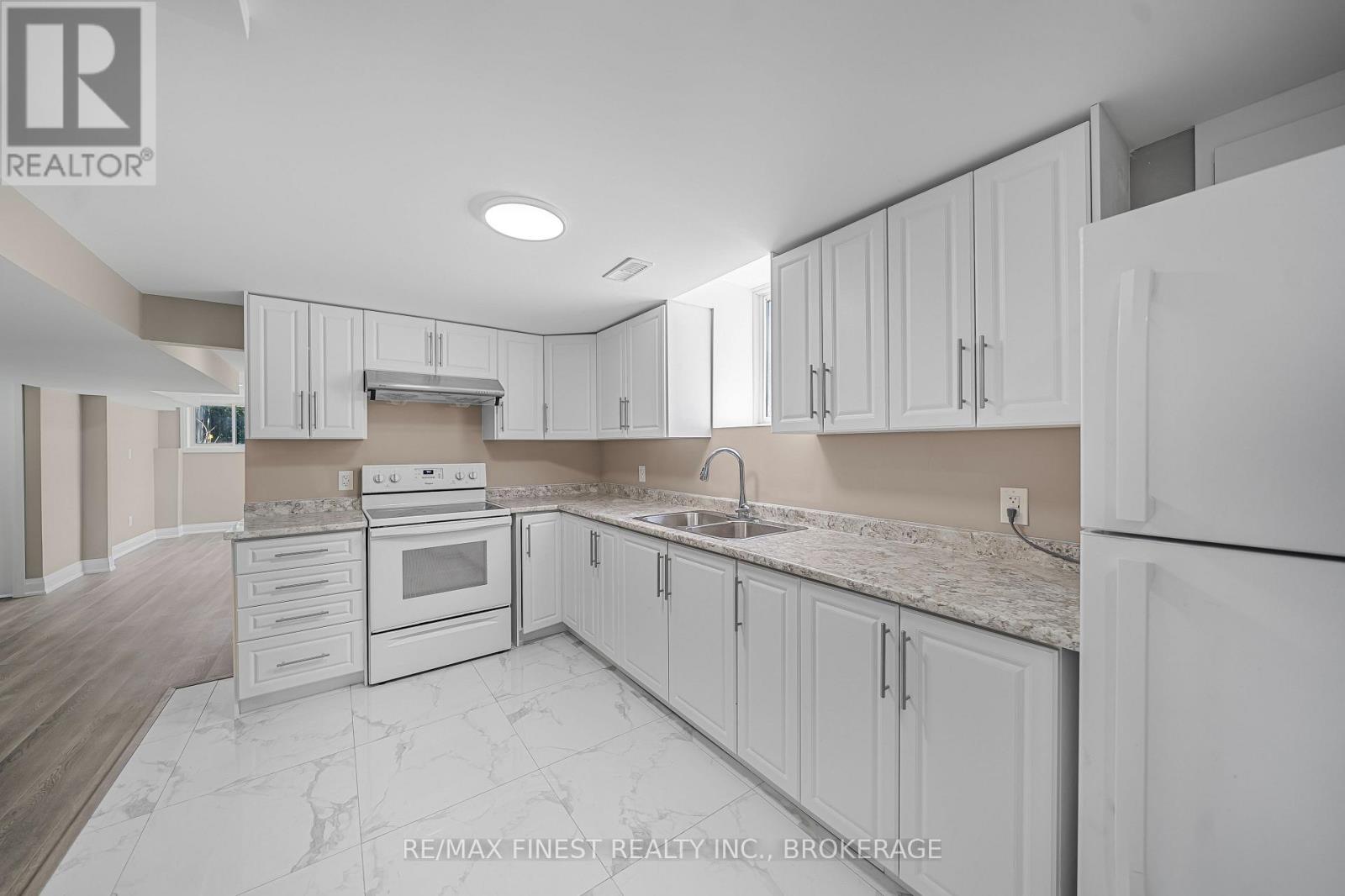 320 ACADEMY STREET - 28