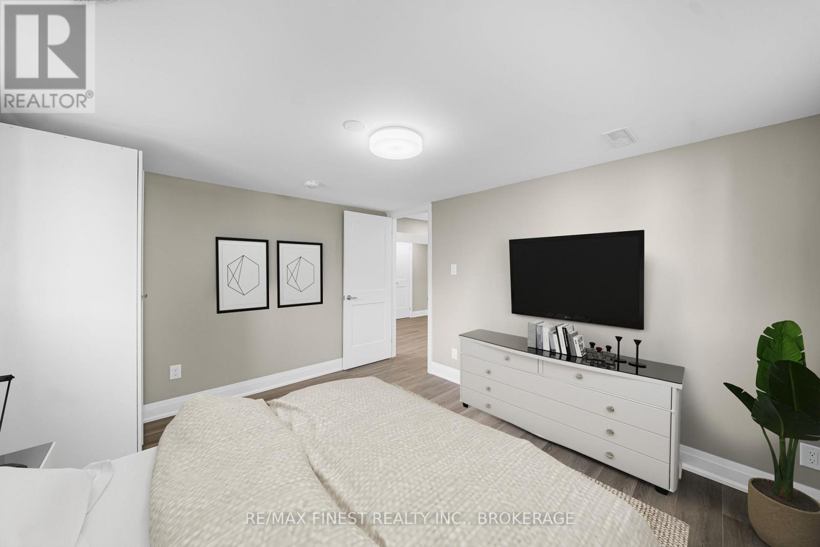 320 ACADEMY STREET - 43
