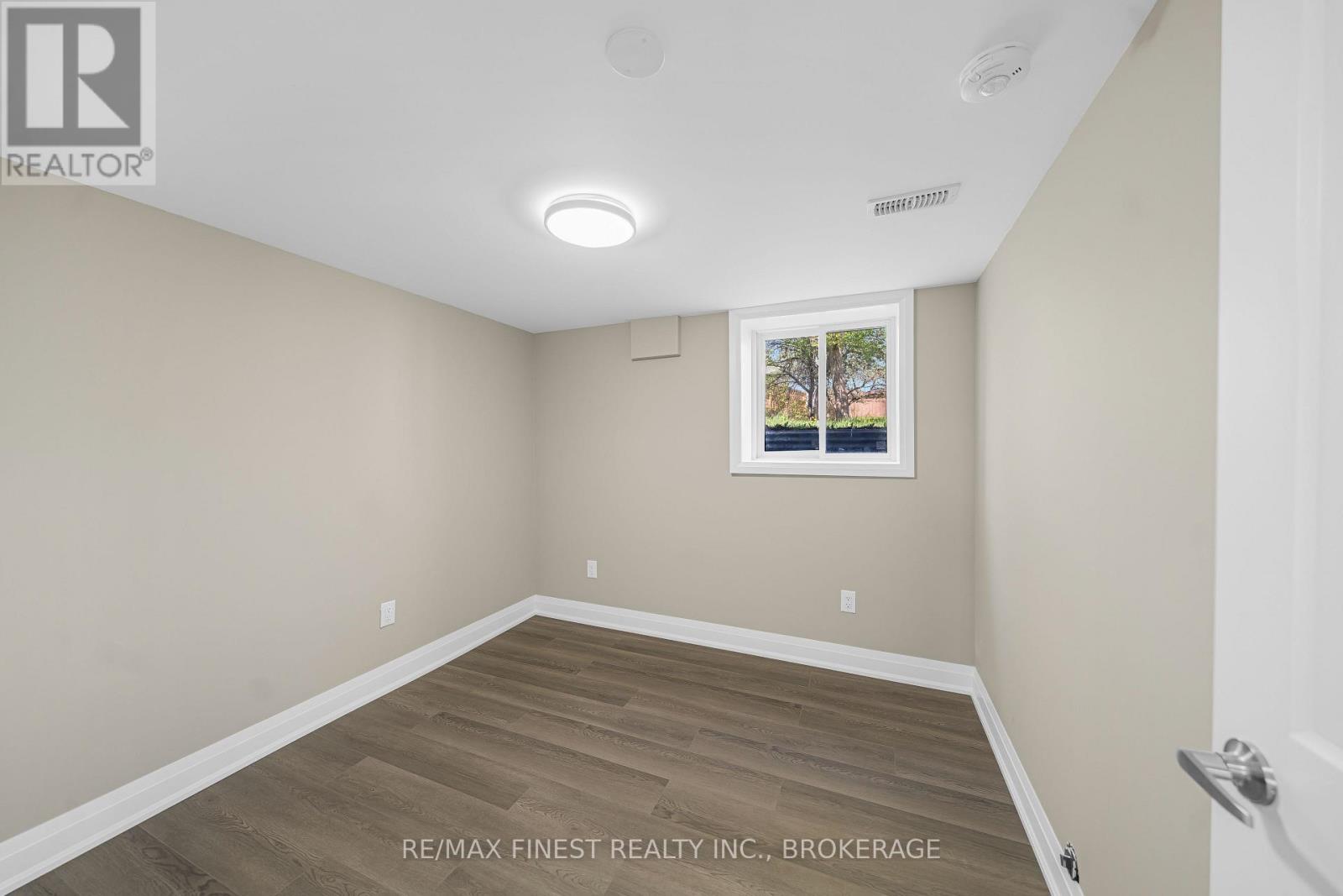 320 ACADEMY STREET - 44