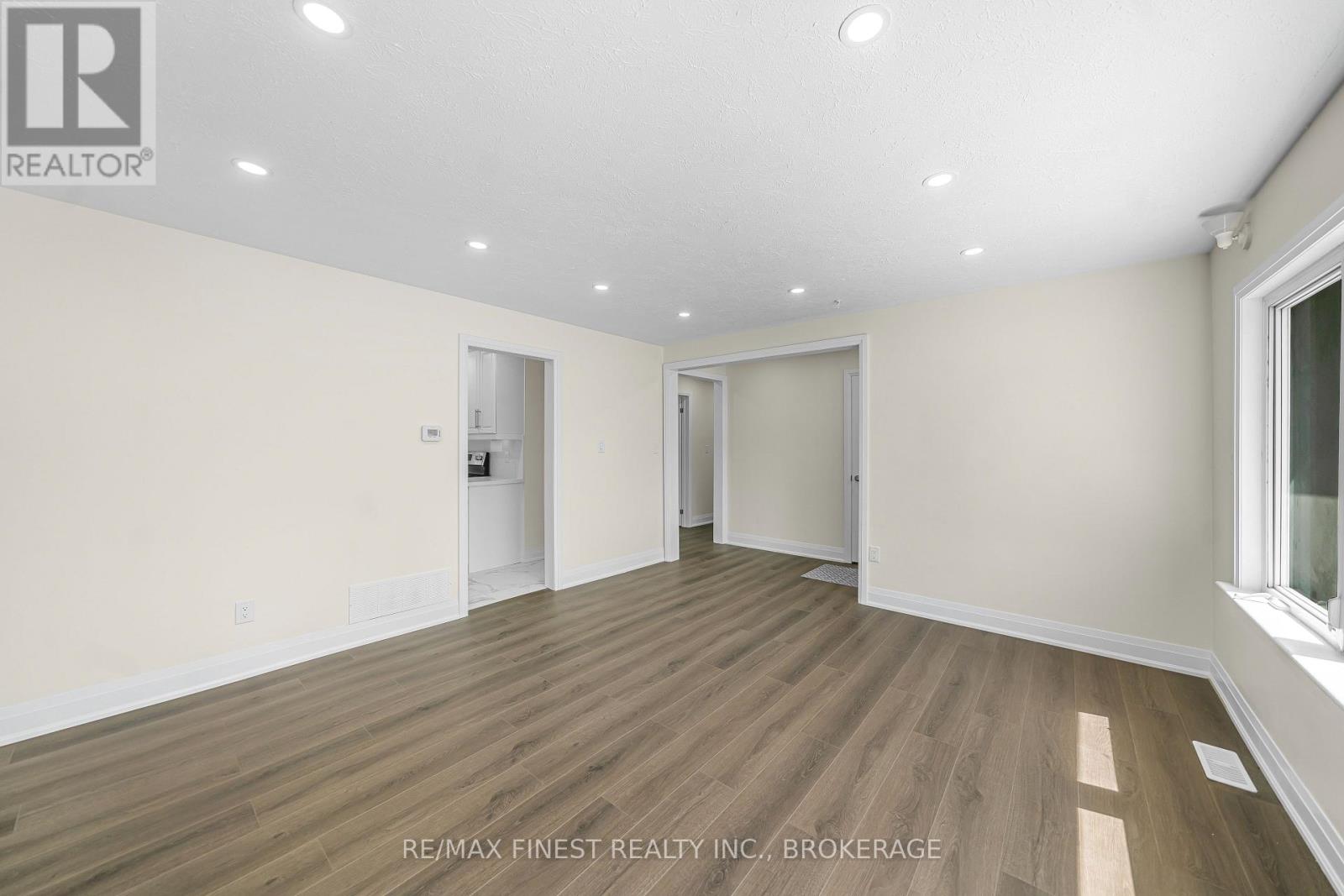 320 ACADEMY STREET - 9