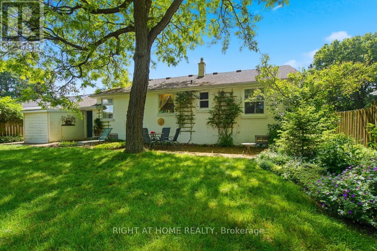 384 REGAL DRIVE - 37