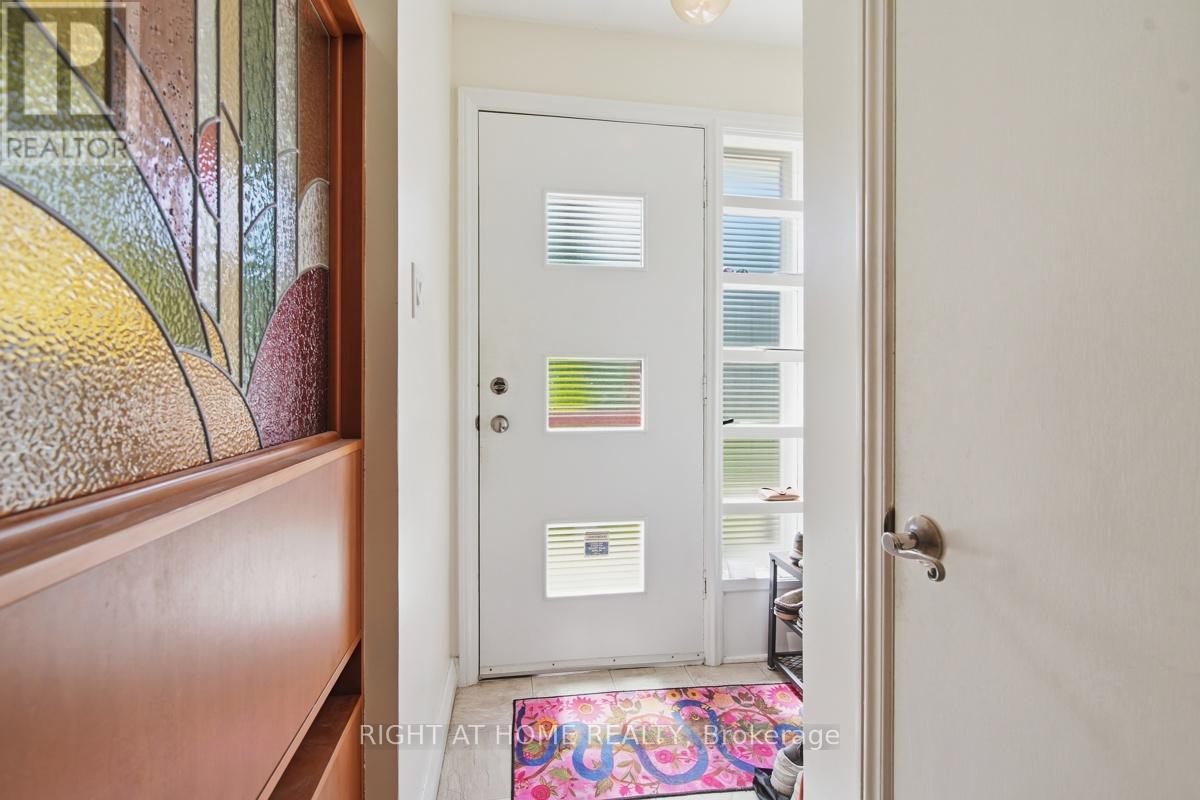 384 REGAL DRIVE - 5