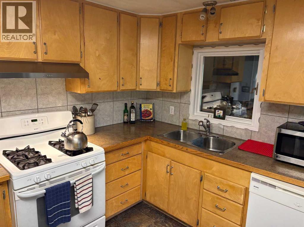 764047 RGE RD 35 - 6