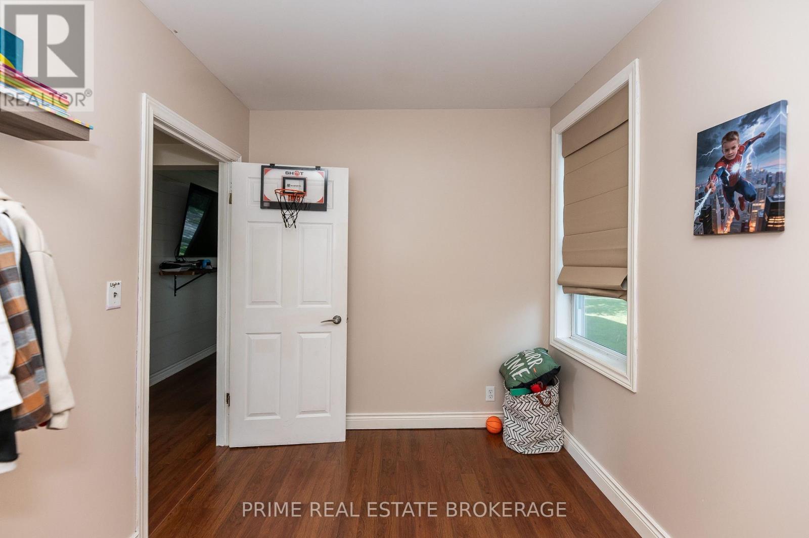 173 FURNIVAL ROAD - Image 22