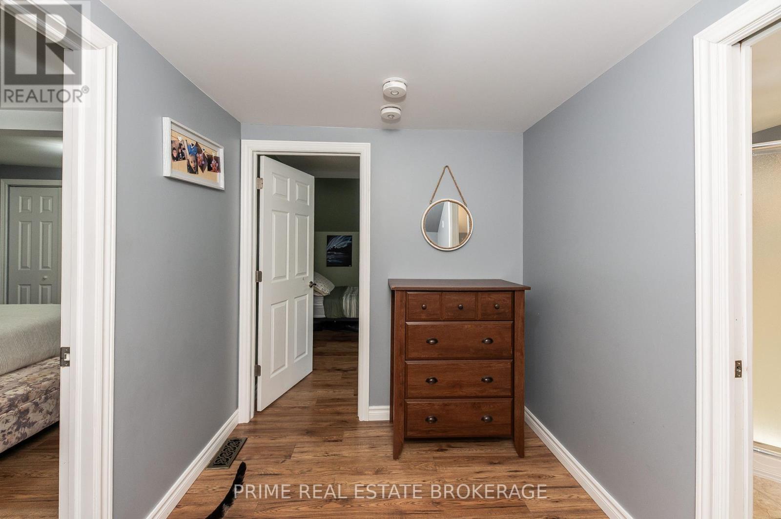173 FURNIVAL ROAD - Image 23