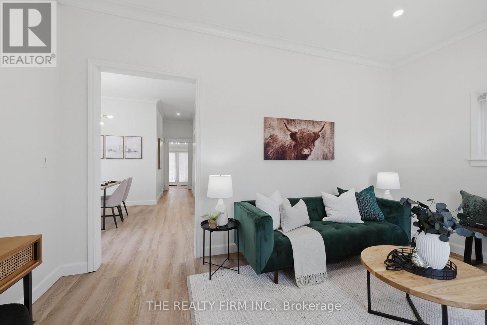 1068 MARGARET STREET - 11