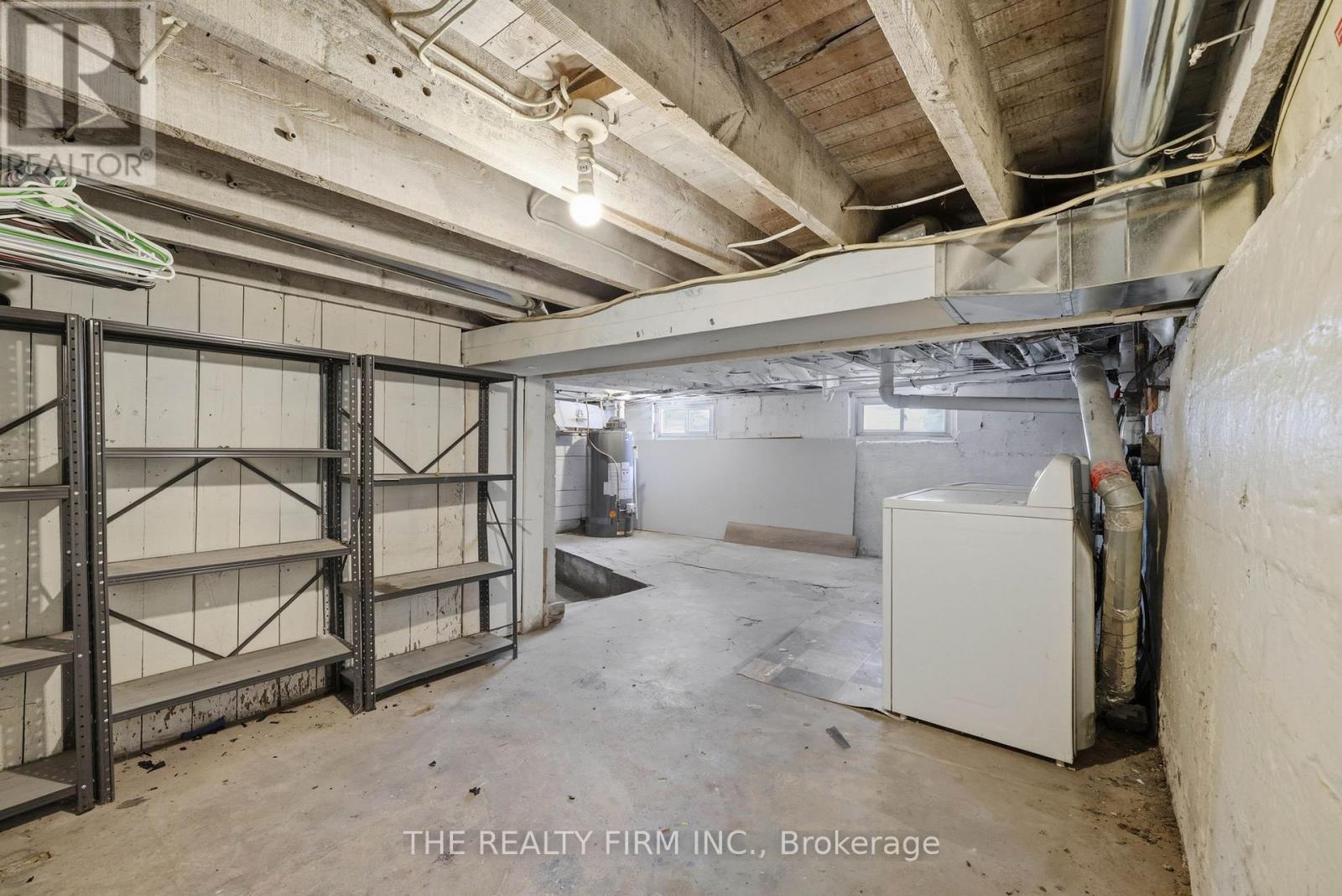 1068 MARGARET STREET - 34