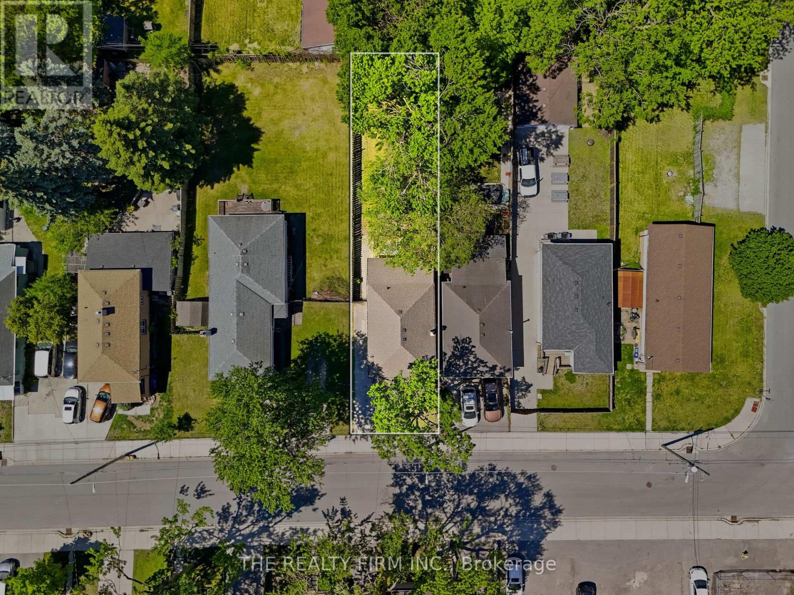 1068 MARGARET STREET - 42