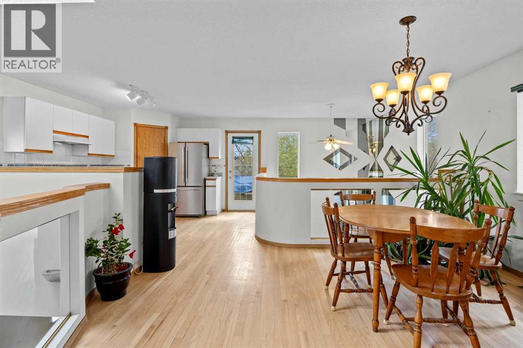 242 Hidden Spring Mews NW - 10