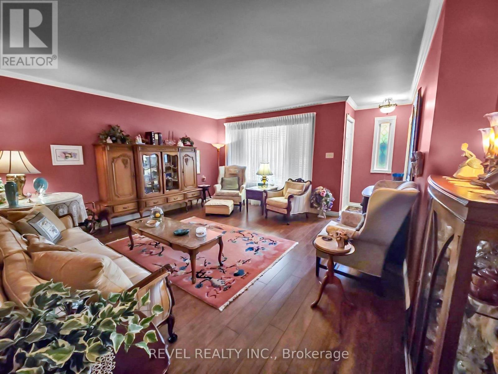 406 TOKE STREET - 10