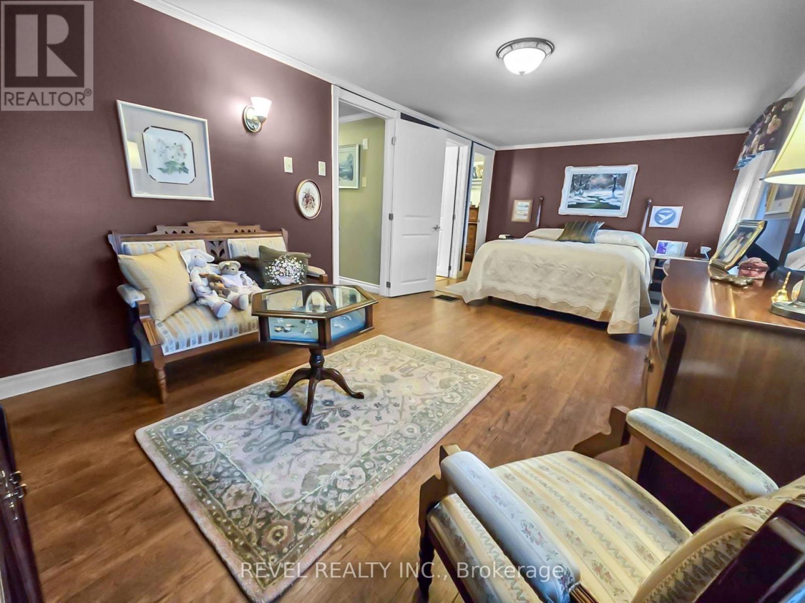 406 TOKE STREET - 13