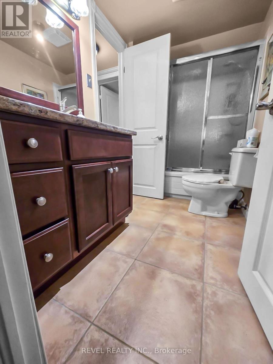 406 TOKE STREET - 16