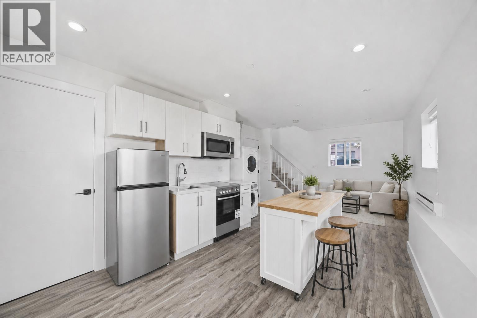 8 Bed, 8 Bath House for Sale in Vancouver – 3123 E 7TH AVENUE, Vancouver – MLS# R3148462 - Image 29