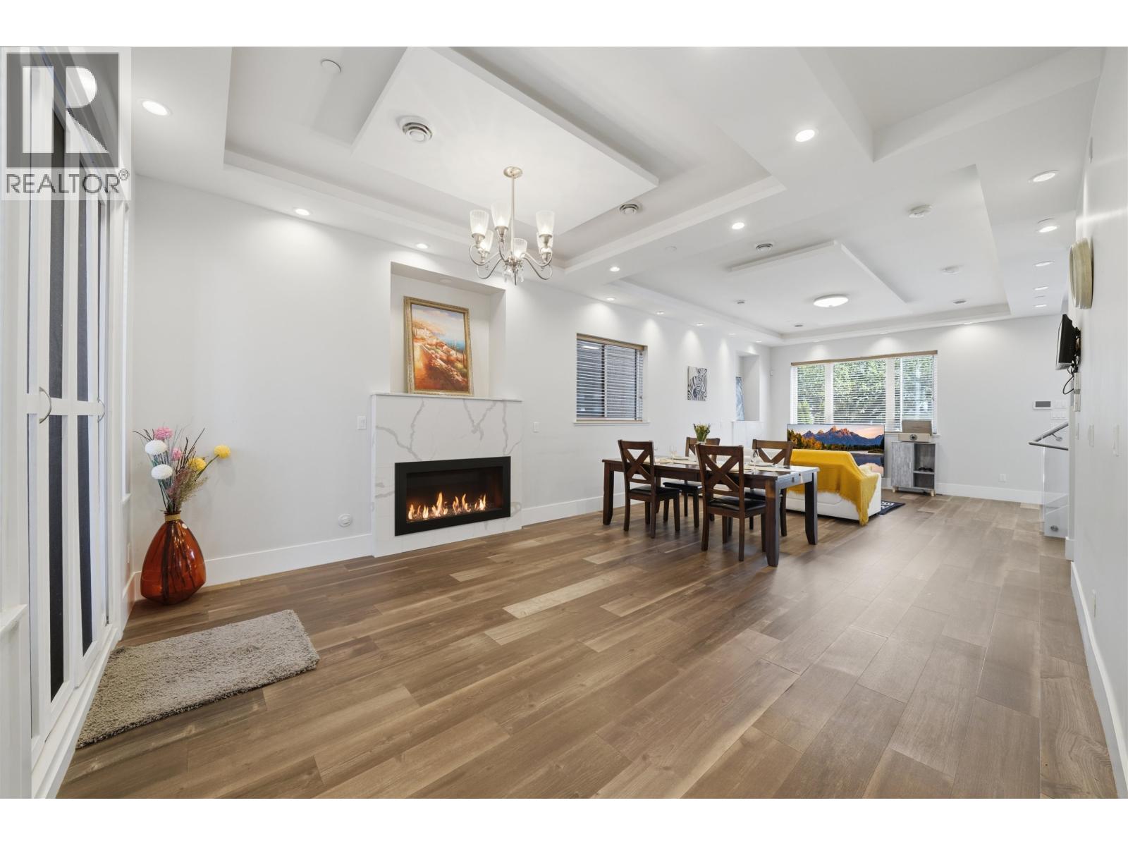 8 Bed, 8 Bath House for Sale in Vancouver – 3123 E 7TH AVENUE, Vancouver – MLS# R3148462 - Image 11