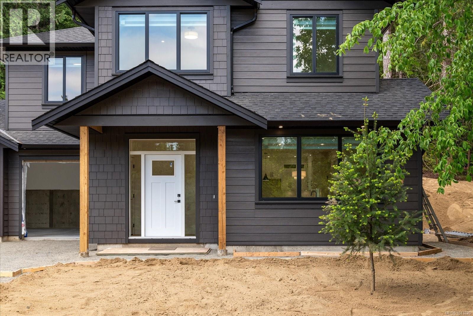 8019 Ridge Rd - 34