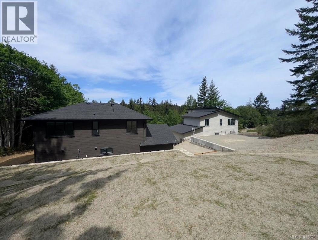 8019 Ridge Rd - 37