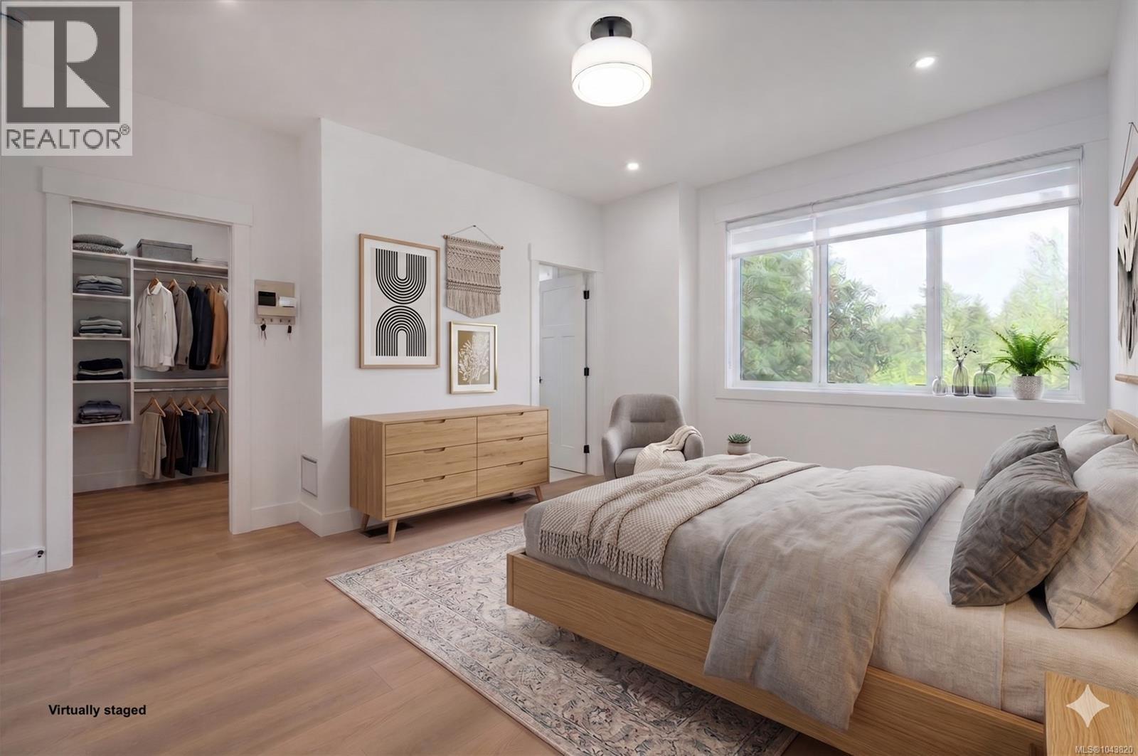 8019 Ridge Rd - 5