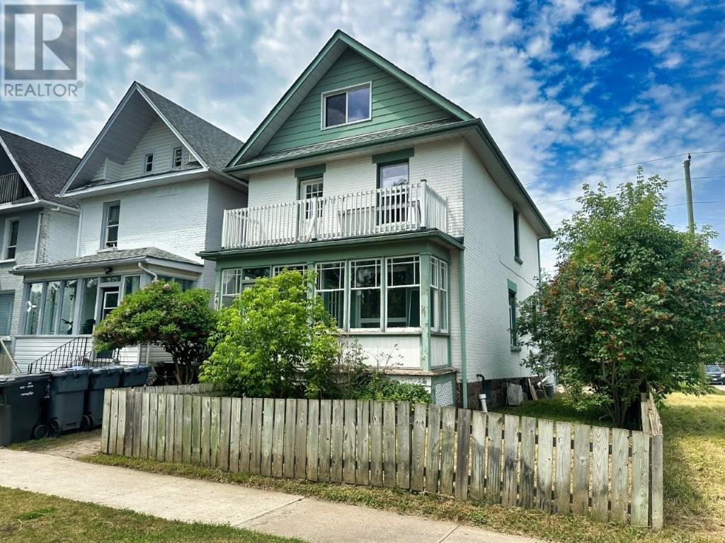 241 Syndicate Ave N - 3