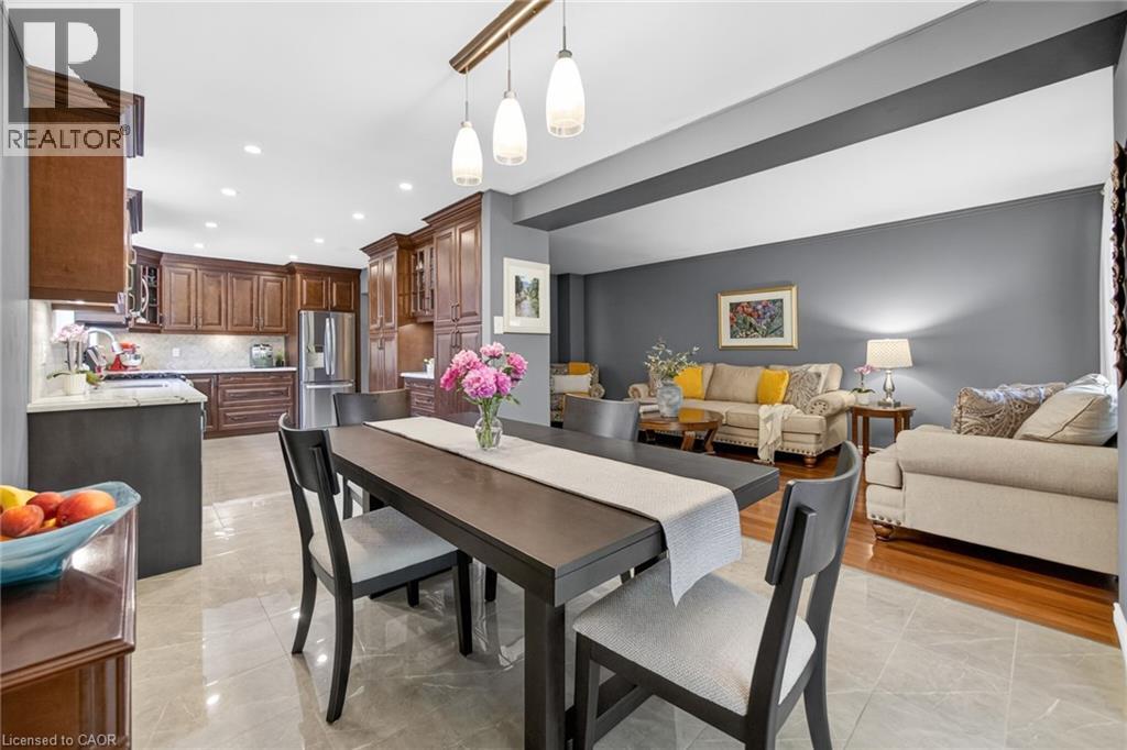 43 PURITAN Court - 13