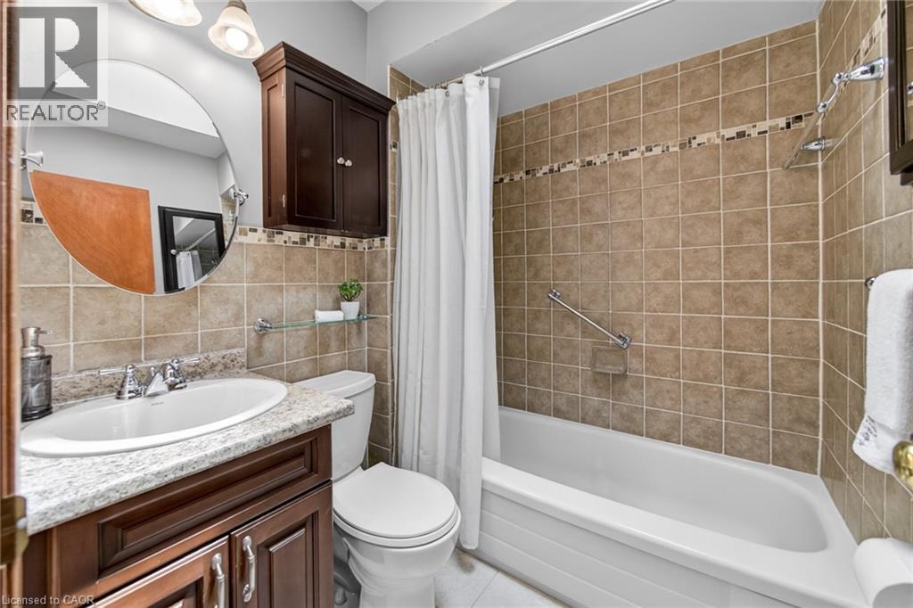 43 PURITAN Court - 23