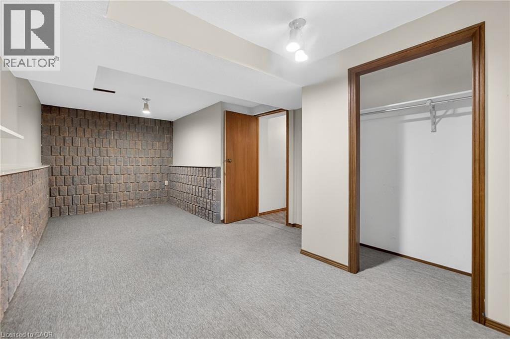 43 PURITAN Court - 36