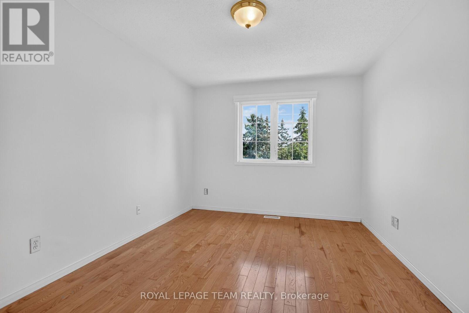 3 Bed, 3 Bath House for Sale in Ottawa – 32 VISTAPOINTE DRIVE, Ottawa – MLS# X13589738 - Image 37