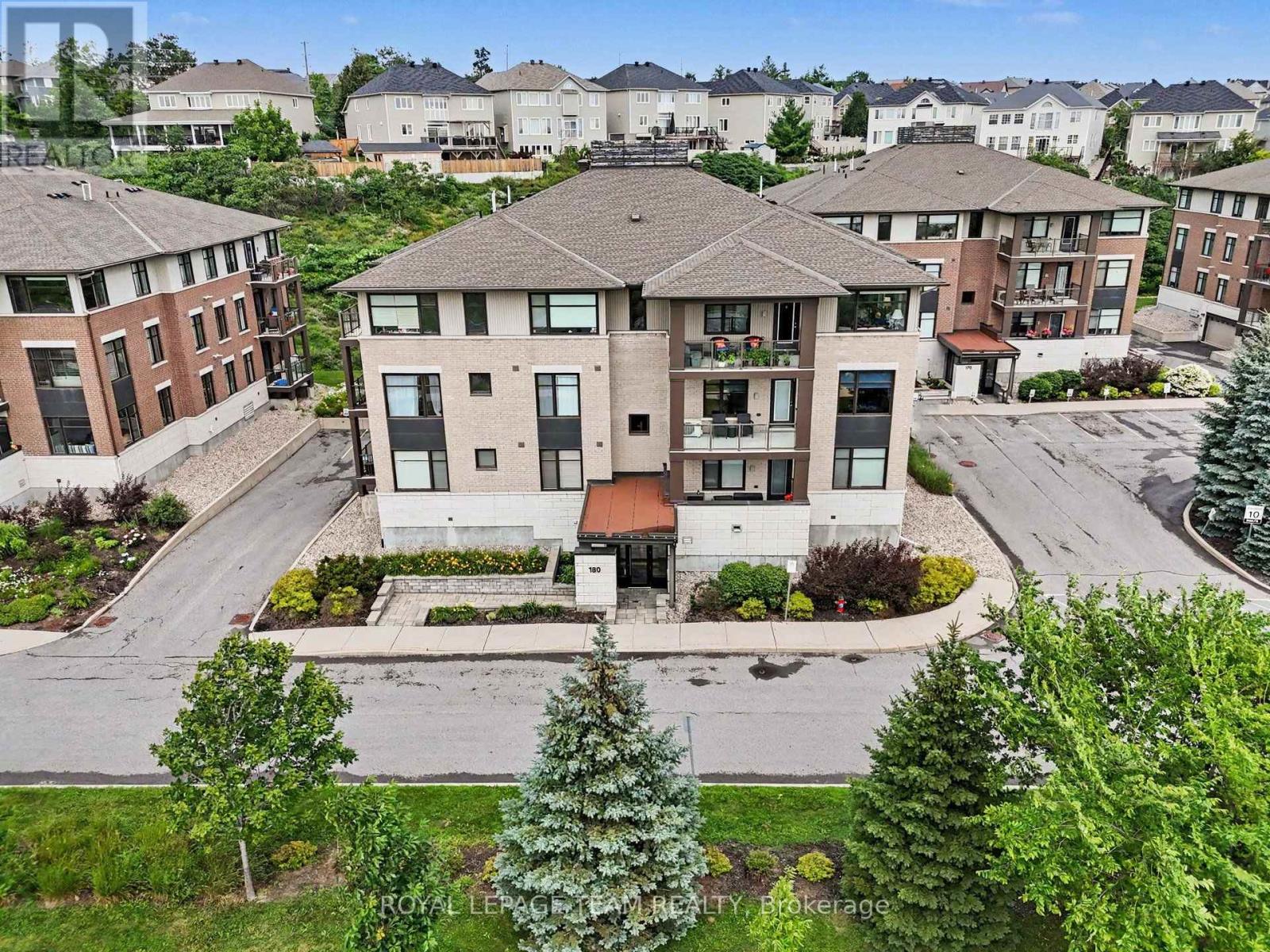 #304 180 GUELPH PRIVATE - Image 24