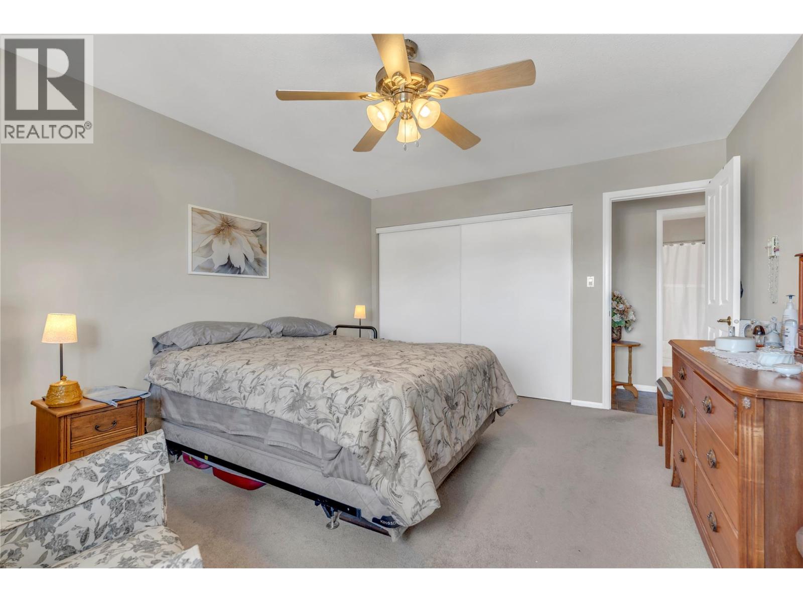 #306 8907 Pineo Court - 20