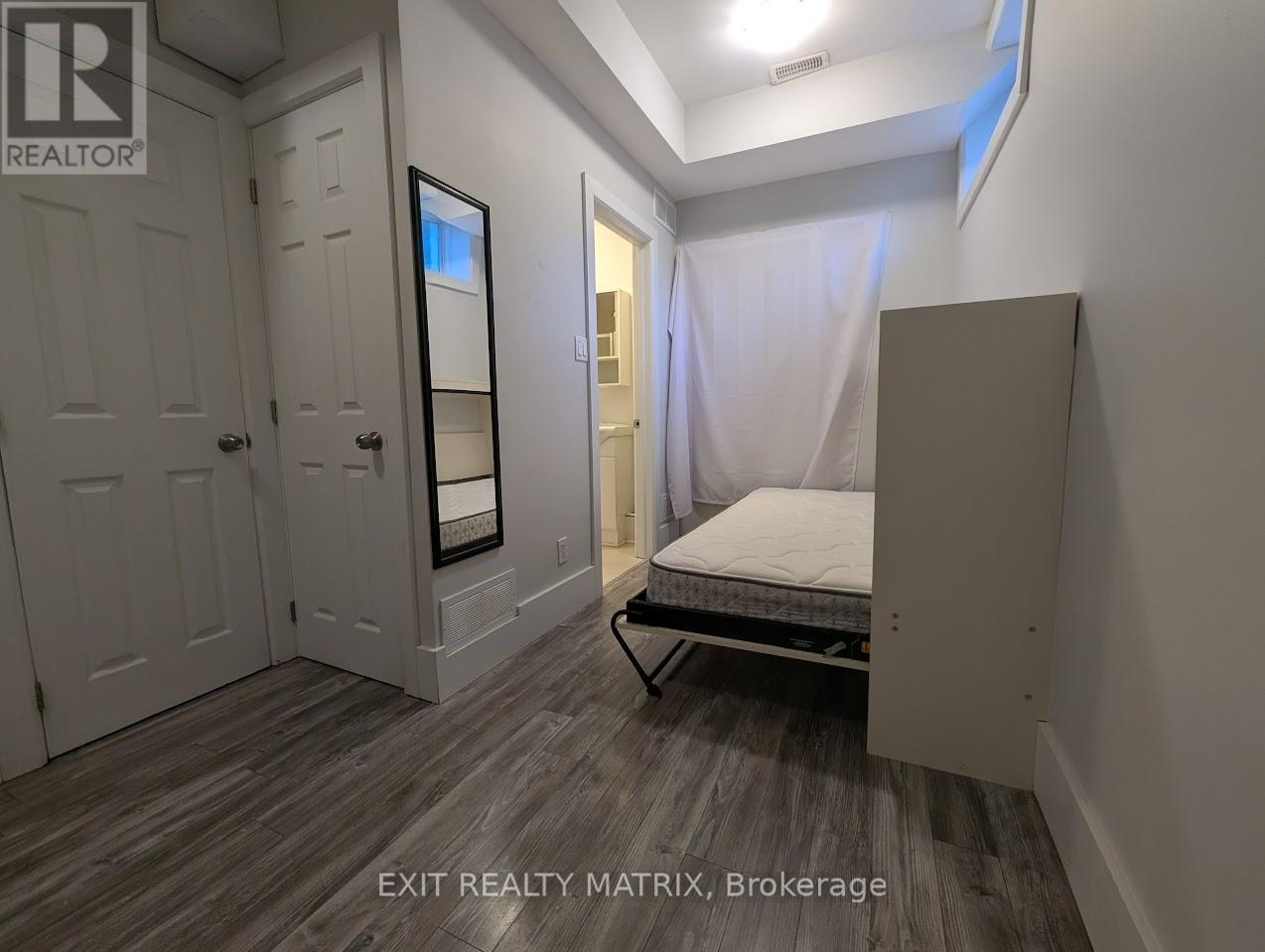 3 Bed, 2 Bath Multi-Family for Rent in Ottawa – B – 222 BLACKBURN AVENUE, Ottawa – MLS# X13589768 - Image 11