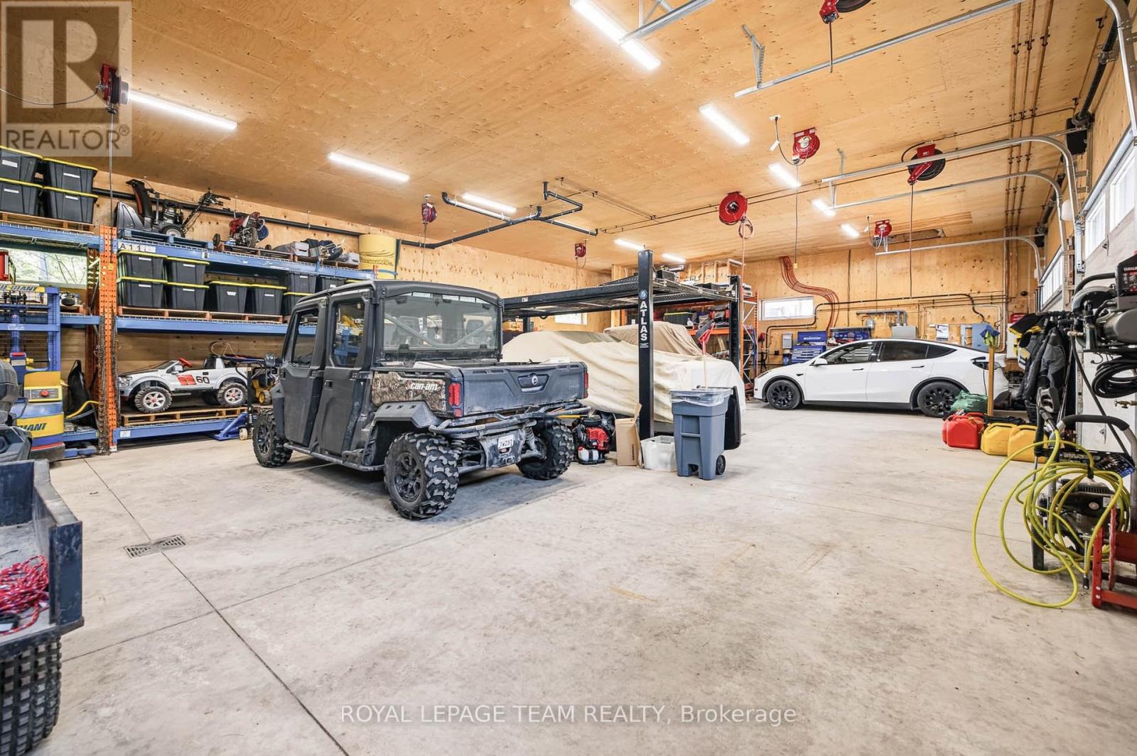 1173 BARRETT CHUTE ROAD - 43