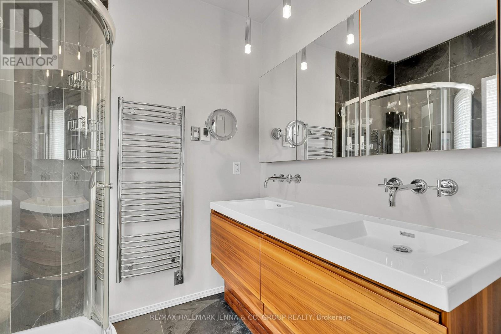 3 Bed, 2 Bath House for Rent in Ottawa – 50 WILLARD STREET, Ottawa – MLS# X13589844 - Image 23