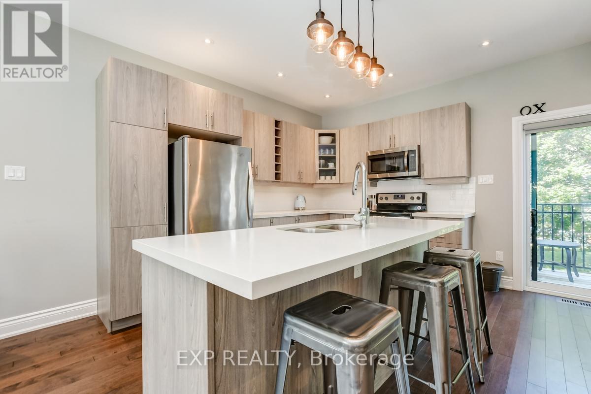 703 REVERIE PRIVATE - 16