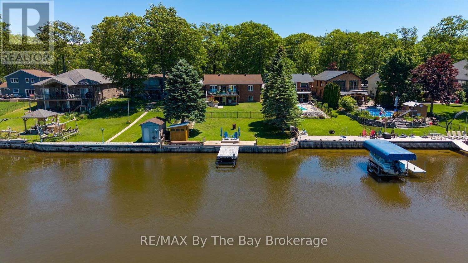 1434 RIVER ROAD W - Image 49