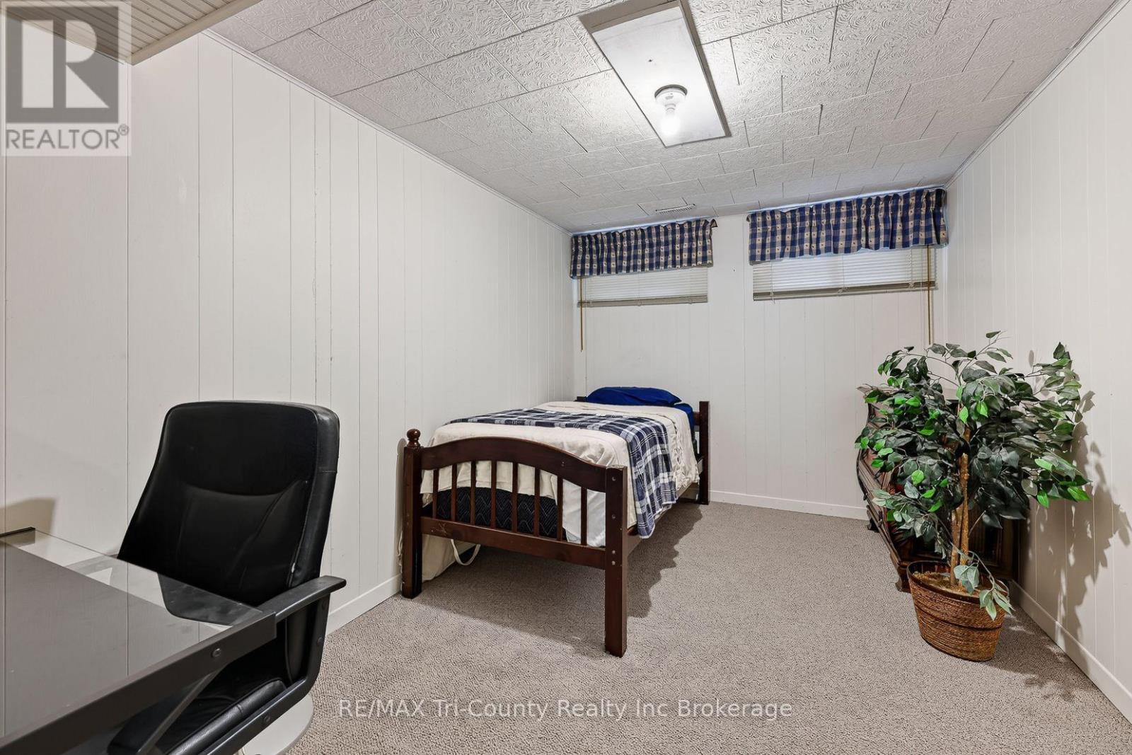 309 QUARTERLINE ROAD - 35