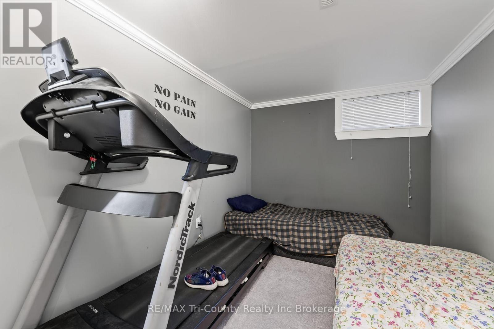 309 QUARTERLINE ROAD - 36