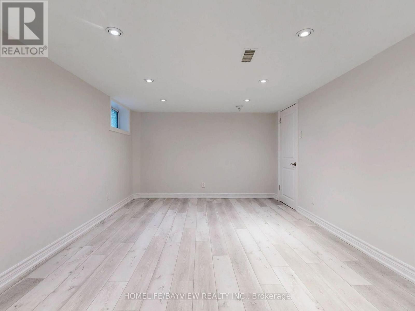 1607 WOODBINE HEIGHTS BOULEVARD - 25