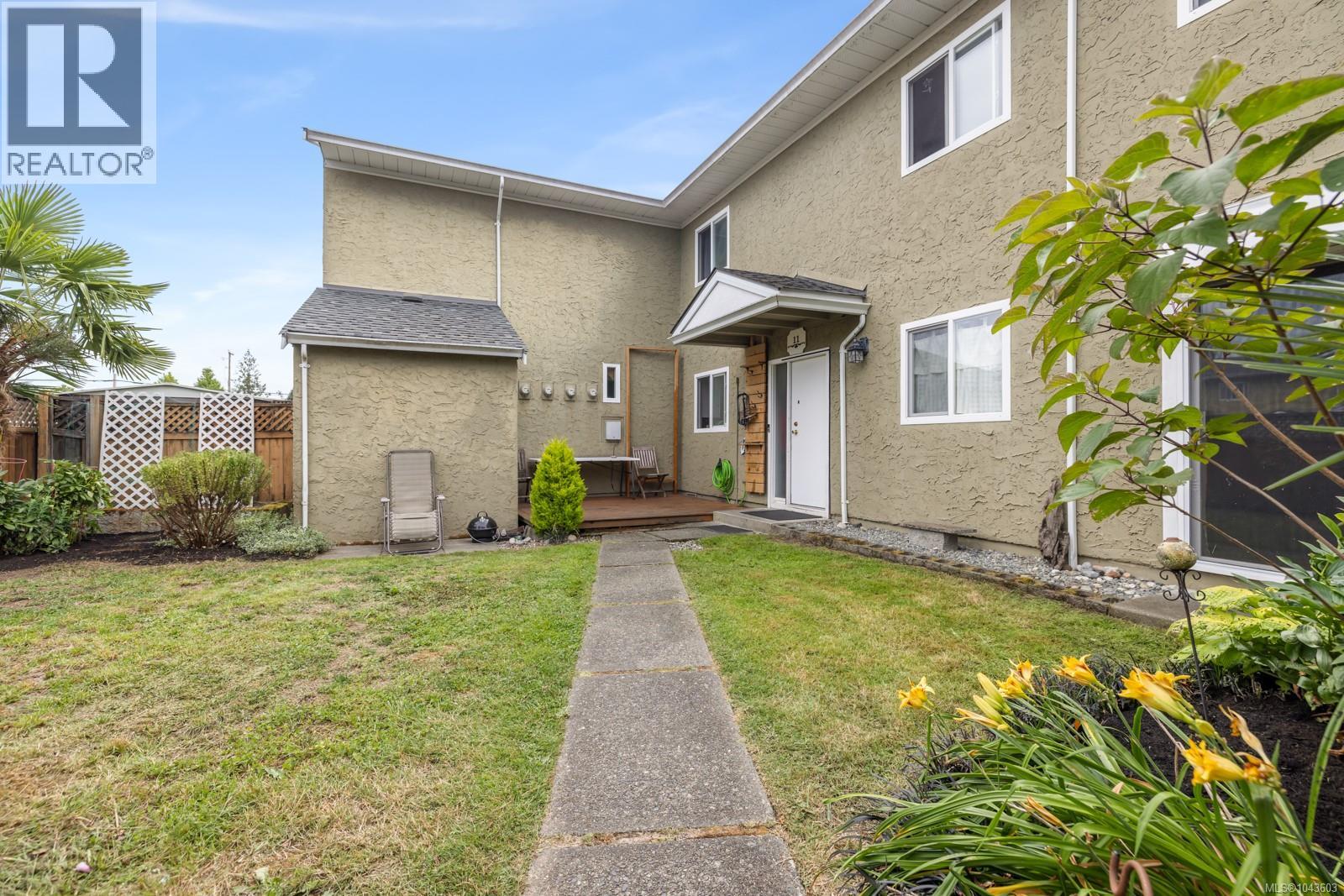 11 10070 Fifth Street, Sidney