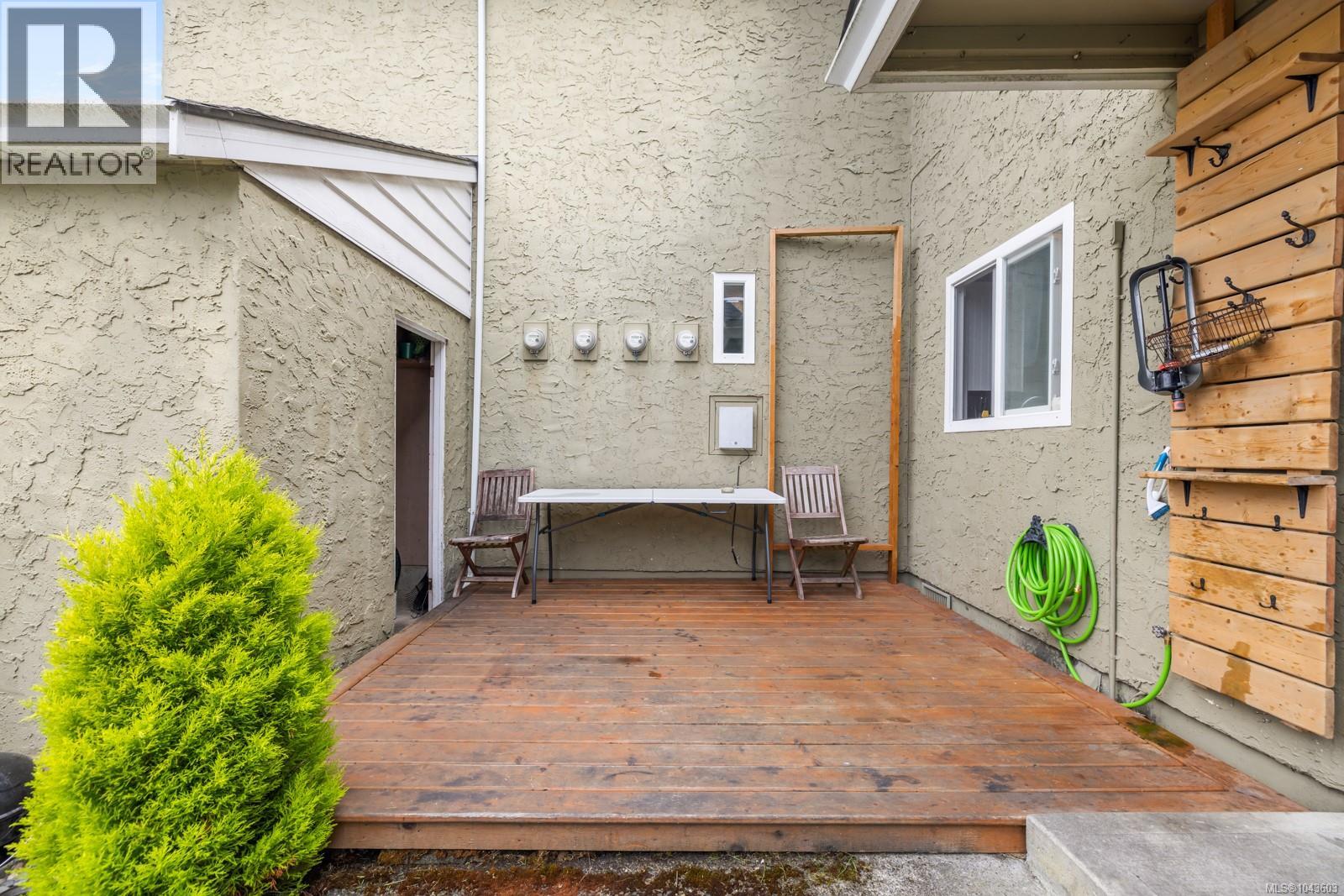 #11 10070 Fifth St - 18