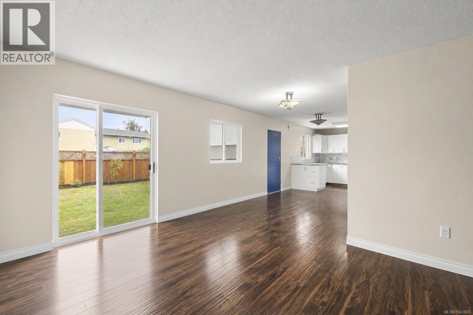 11 10070 Fifth Street, Sidney