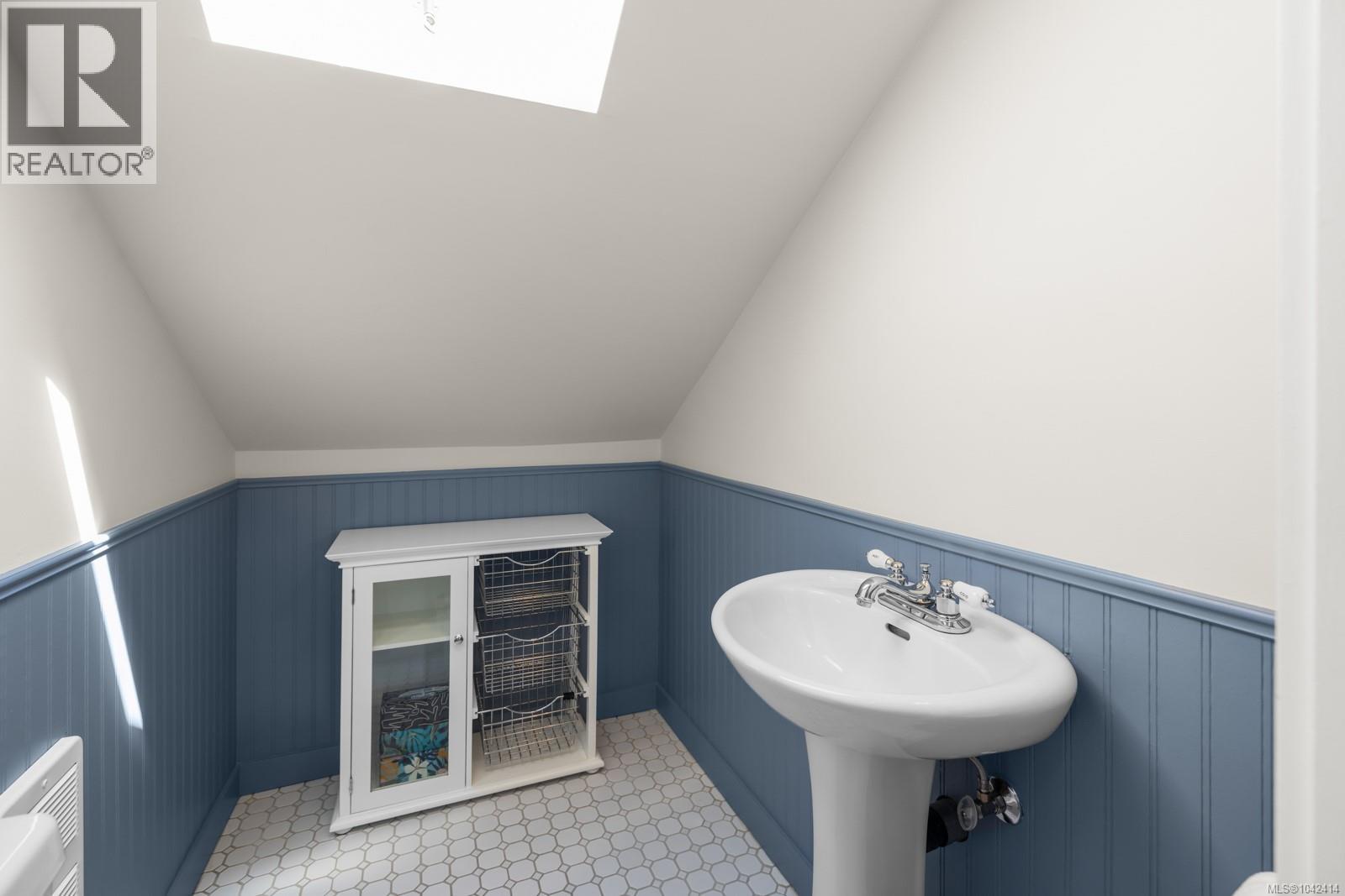 609 Mary St - 57