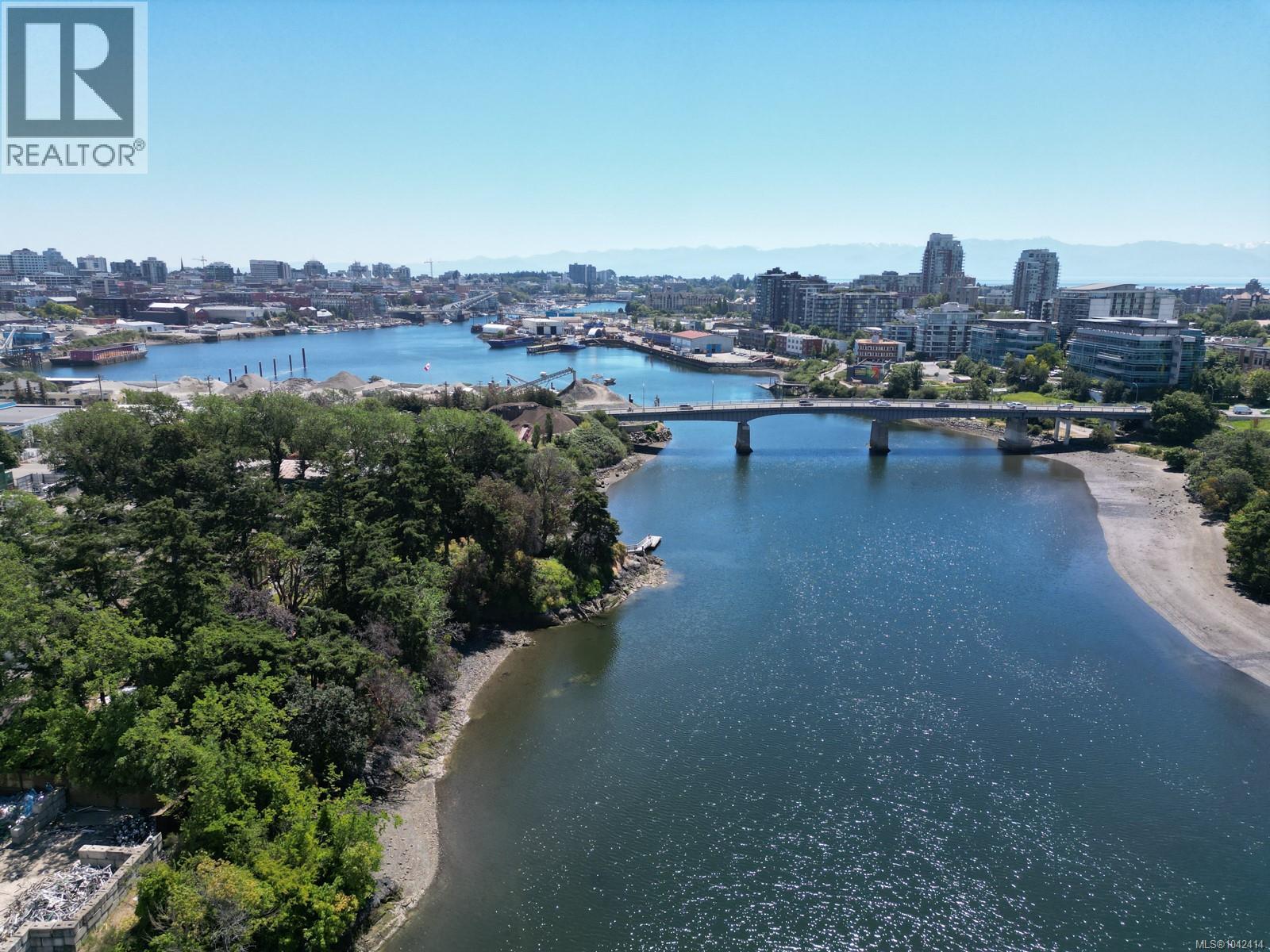 609 Mary St - 64