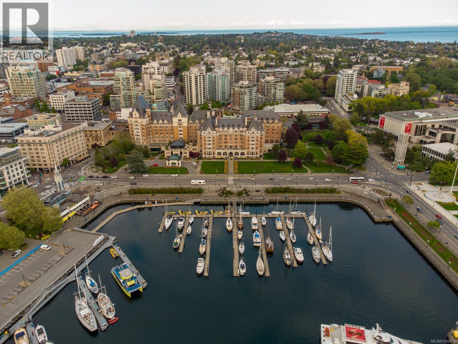 609 Mary St - 74