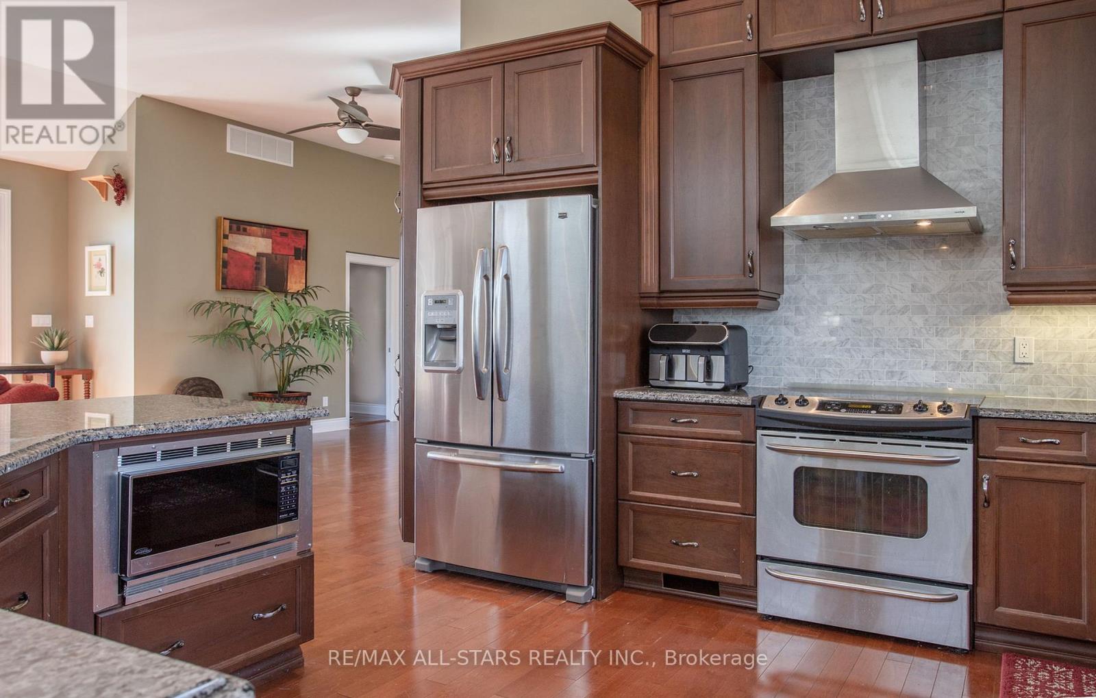 253 STEPHENSON POINT ROAD - 11