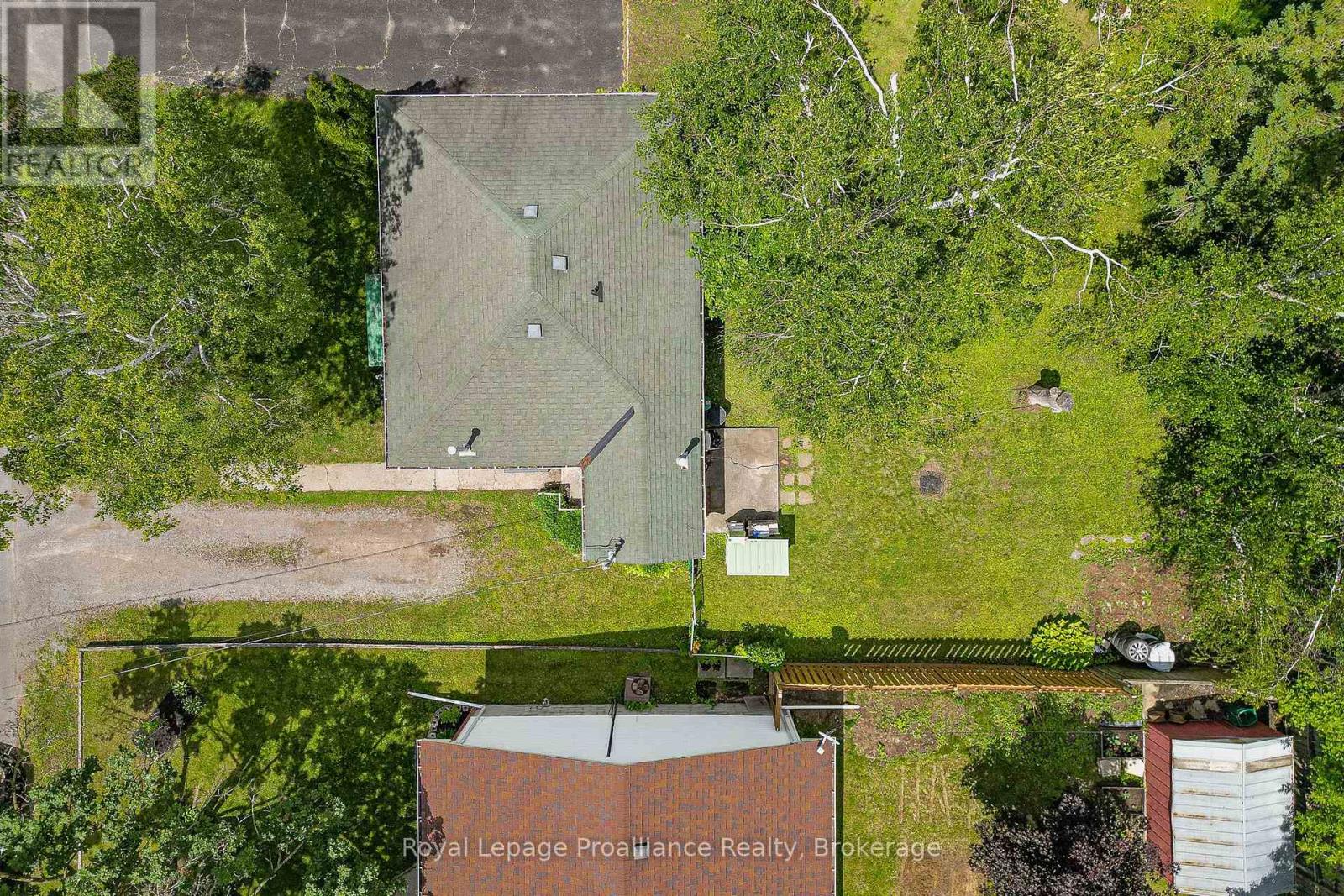 45 VALLEYVIEW CRESCENT - 33