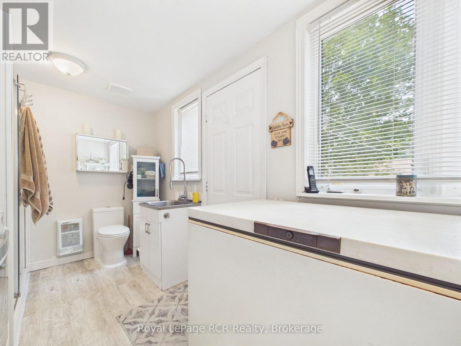 338 MINNIE STREET - 18