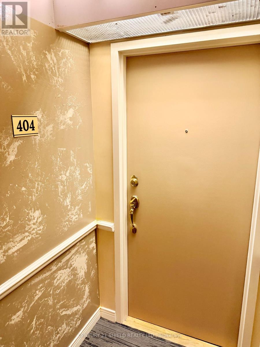 #404 121 WATER STREET W - 3